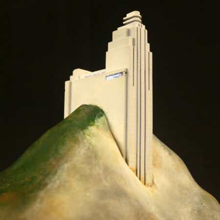 House On Haunted Hill 5